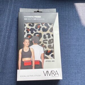 Vivra magnetic pouch unisex